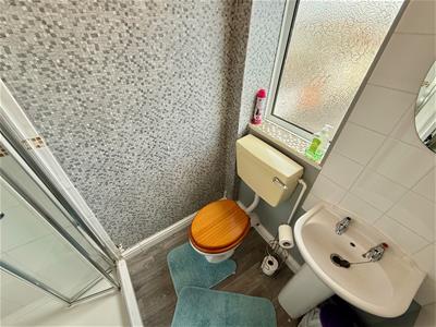 Bed 6 En-Suite Shower Room